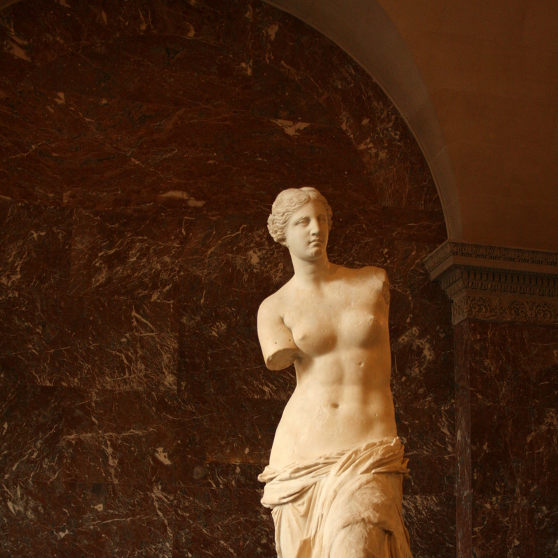 Venus de Milo-Louvre-Paris